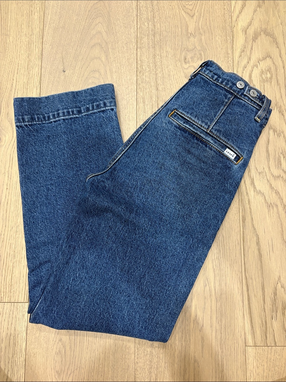 Levi's Women's Straight Dark Blue Denim Jeans